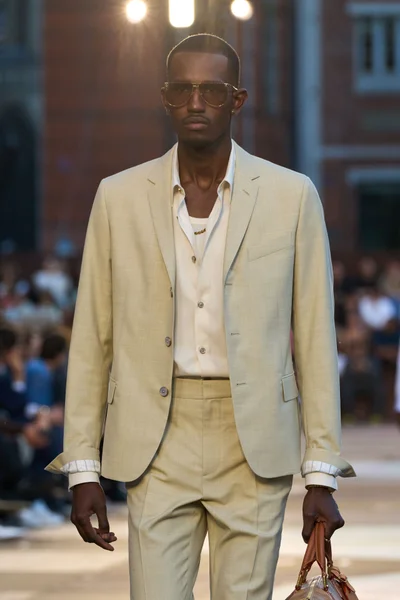 Look 78